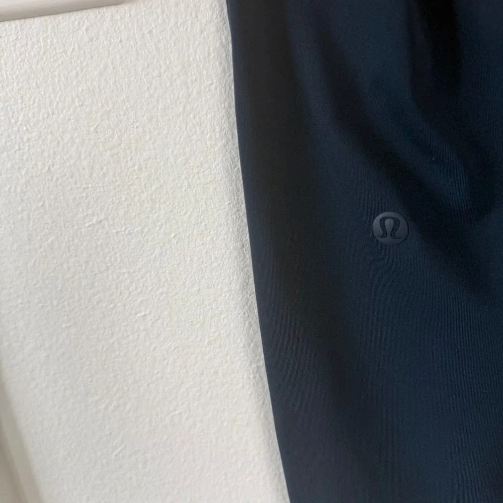 Lululemon On The Fly Pants‎ 28